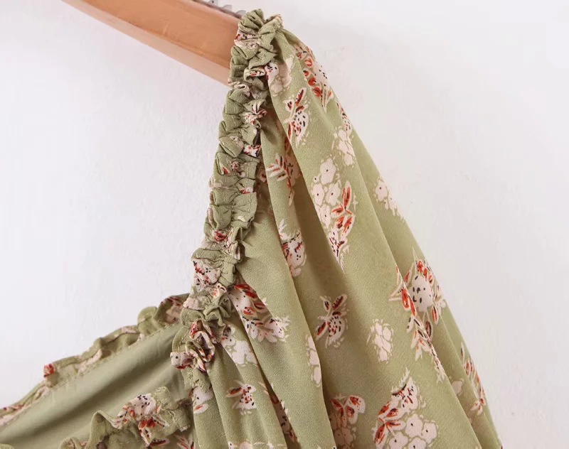 Puff sleeve printed short top