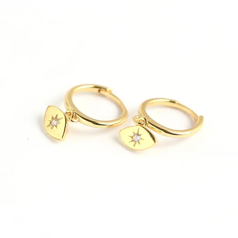 Light luxury eye earrings