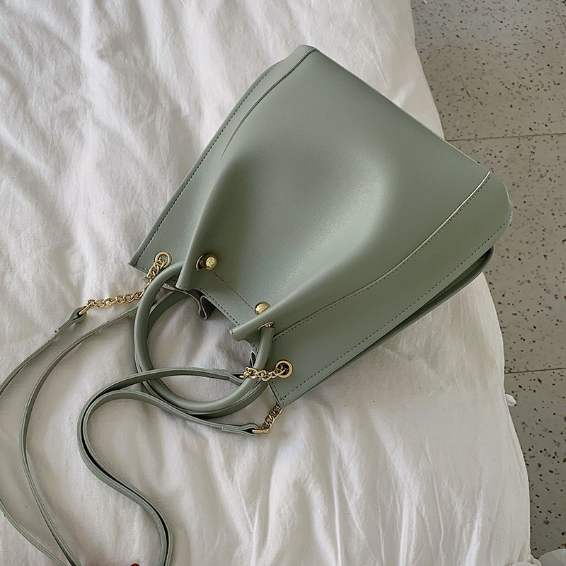 Ladies bucket chain shoulder bag