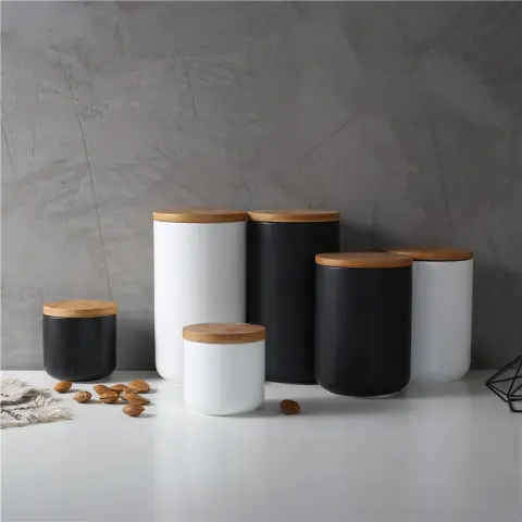 Kitchen Ceramic Wooden Lid Sealed Storage Jar