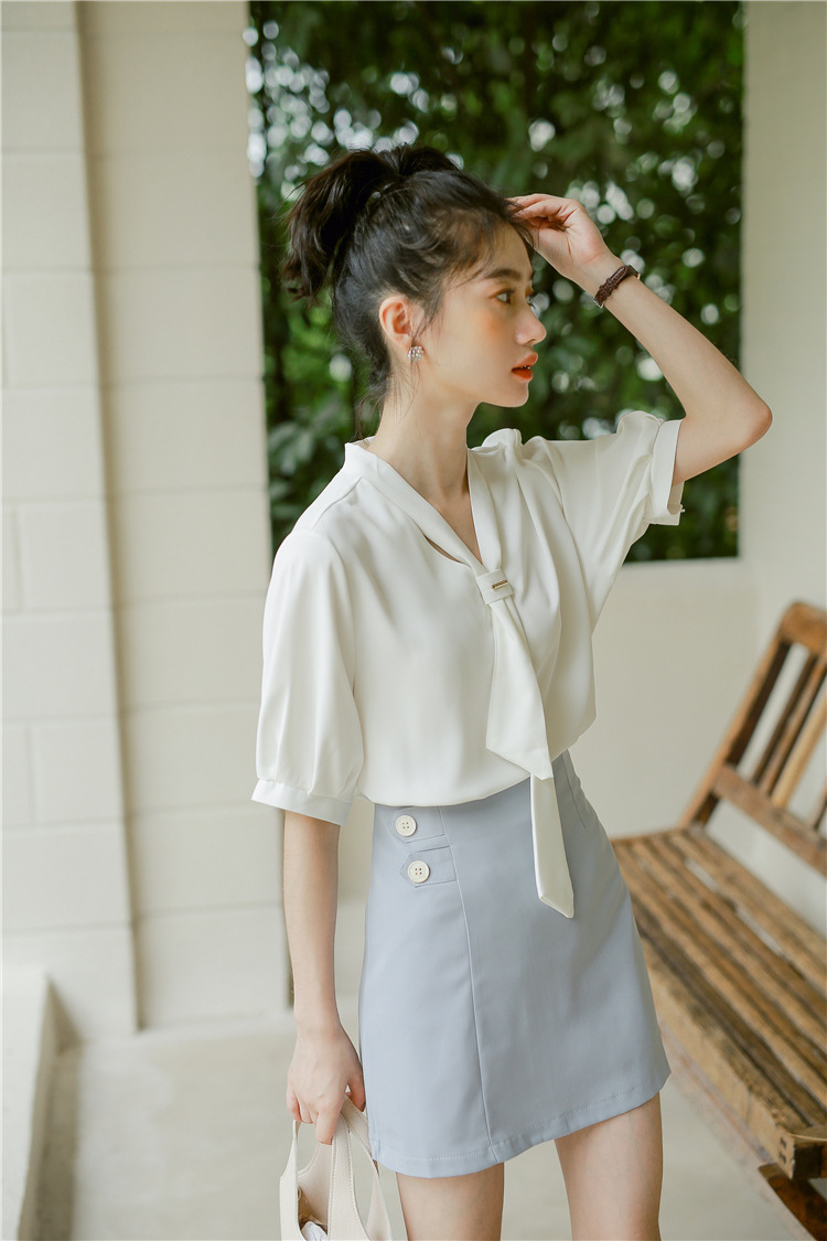 Solid color high waist short skirt