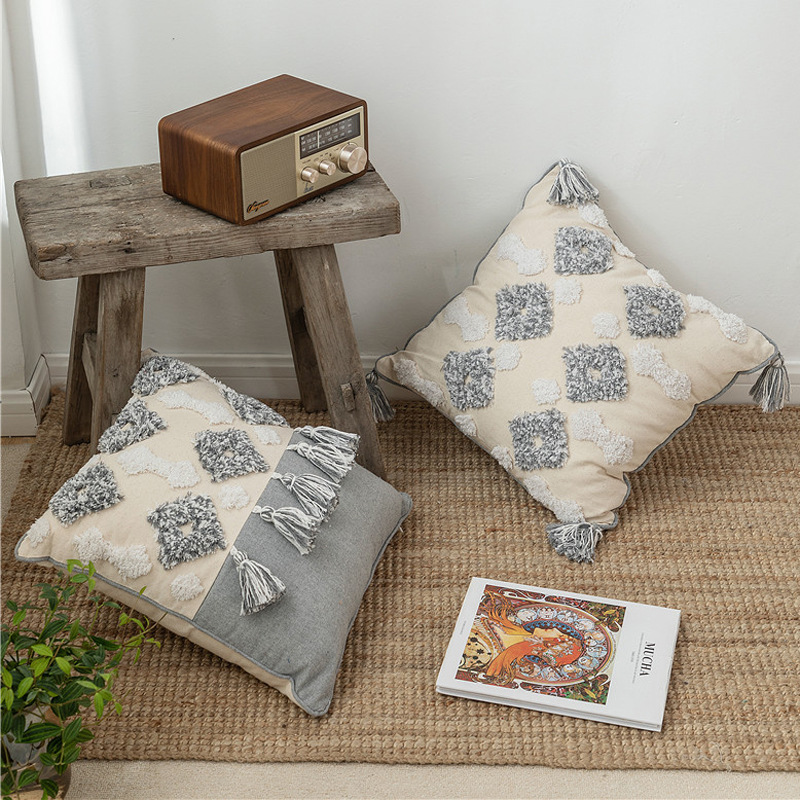 Cotton canvas tassel square pillow case