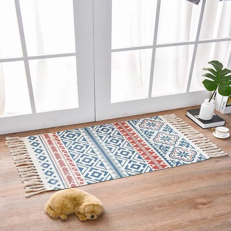 Scandinavian Style Linen Cotton Rug - Red