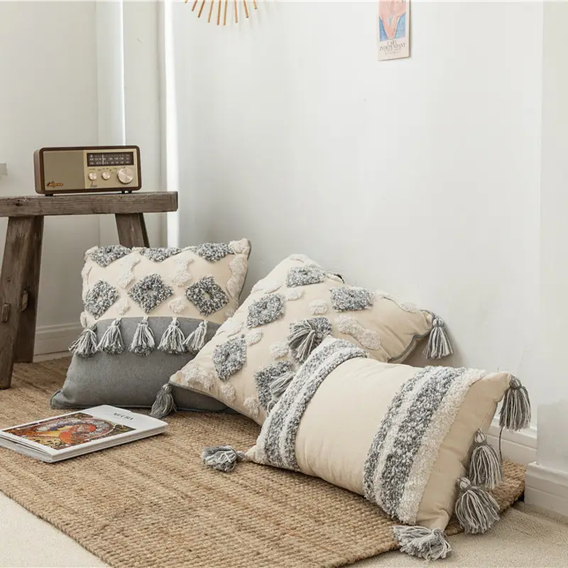 Cotton canvas tassel square pillow case