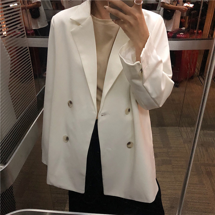 Casual white suit female port style