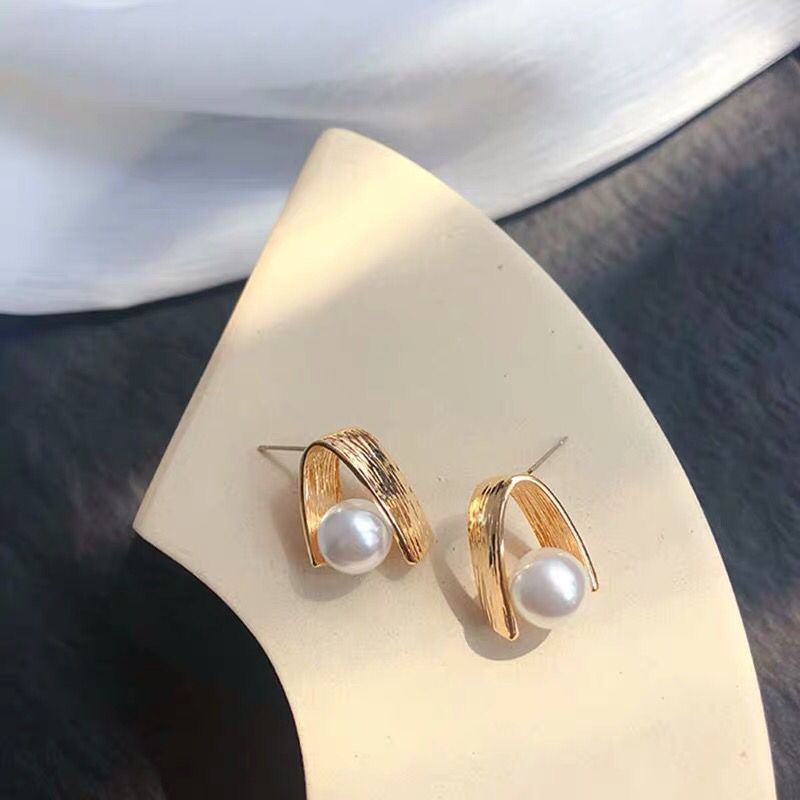 925 Silver Needle Curved Pearl Metal Stud Earrings