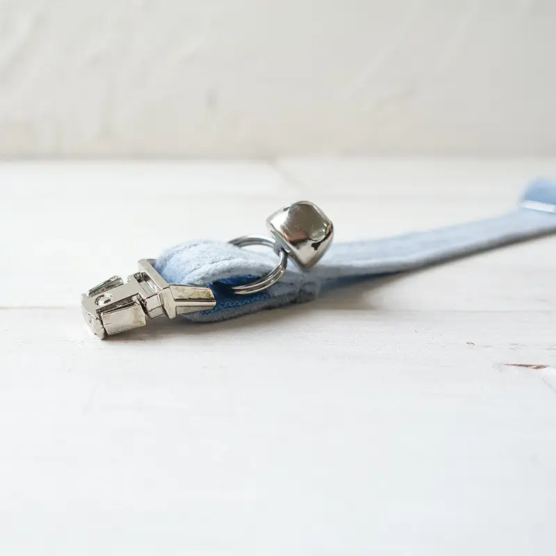 MUTTCO sky blue thick velvet soft and comfortable collar