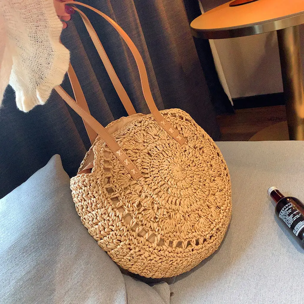 New round hollow straw bag crochet bag