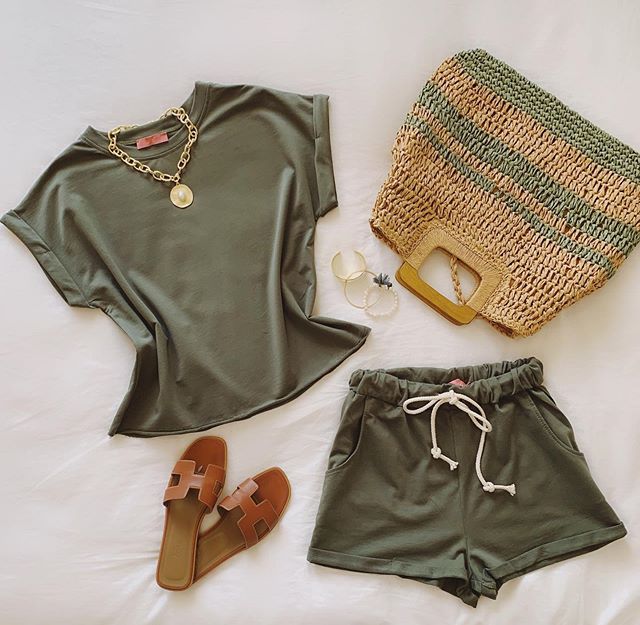 Solid color casual home loose shorts suit