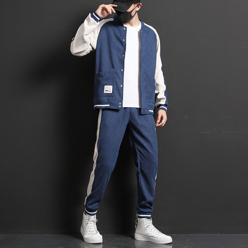 Two-piece men's sports jacket suit