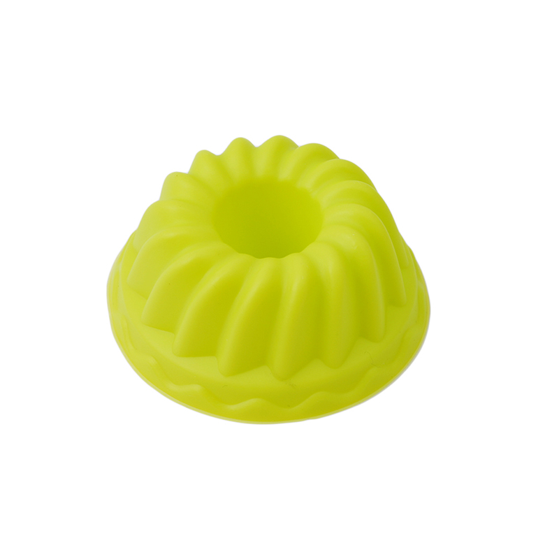 Threaded silicone mold muffin cup