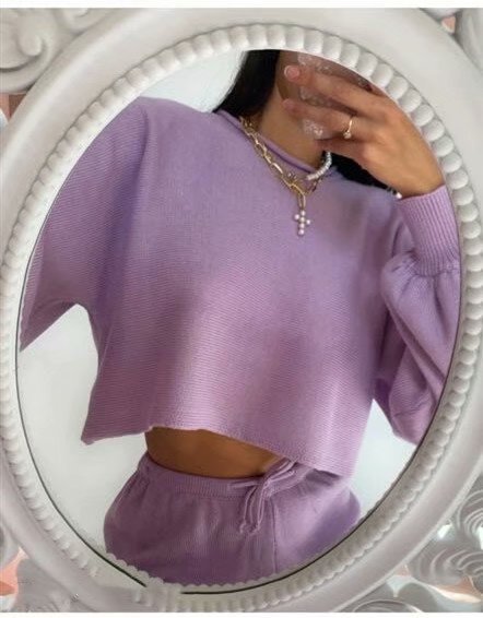 Solid color long-sleeved sweater sweater