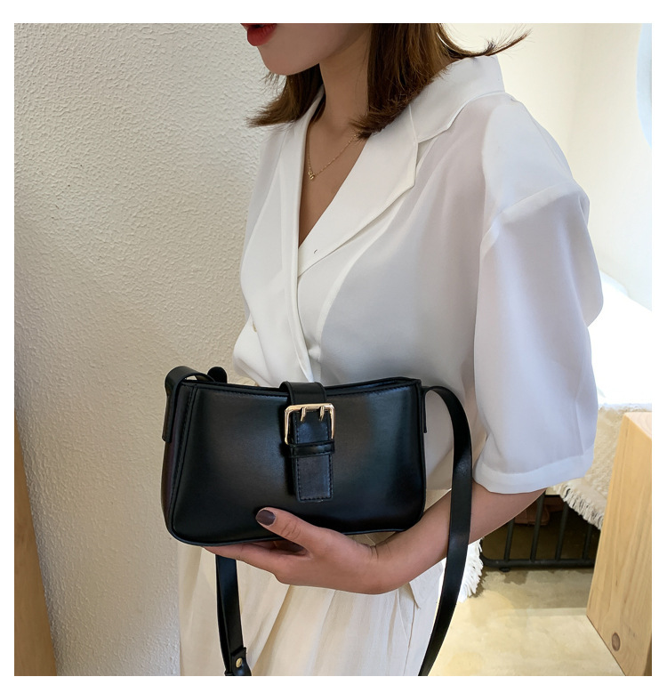 Fashion simple shoulder bag