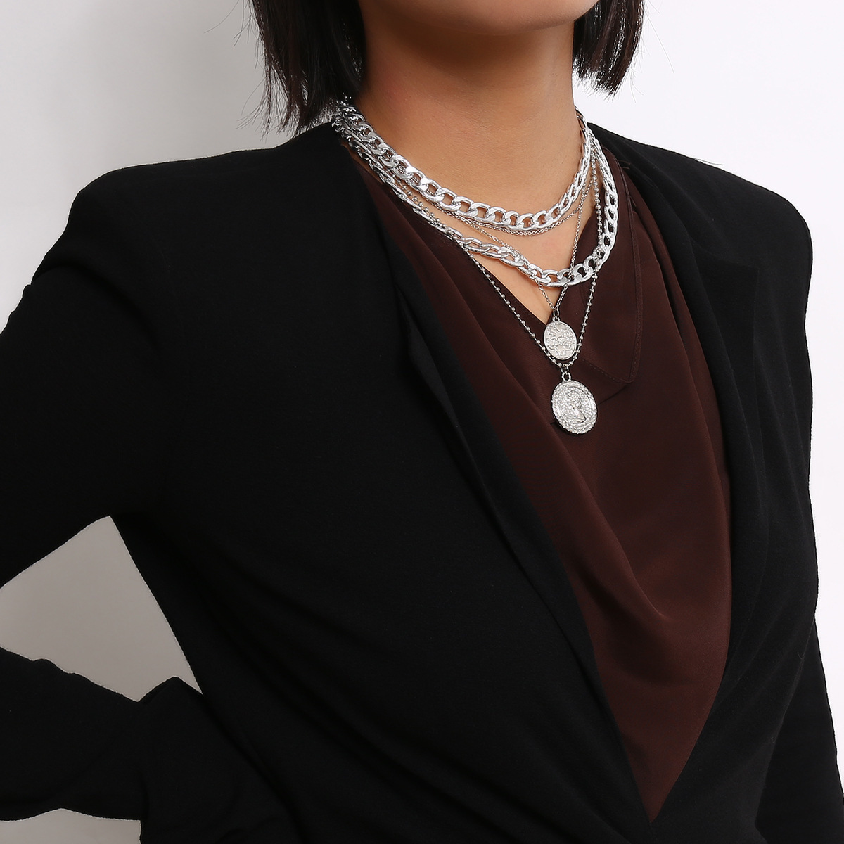 Geometric multilayer necklace