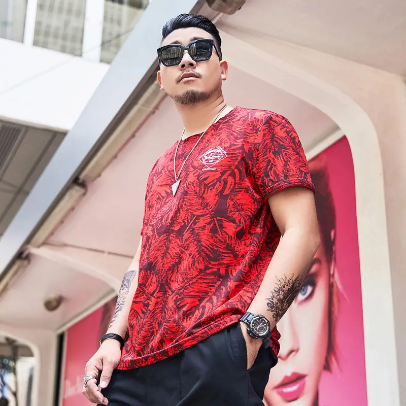 Fat plus size red T-shirt