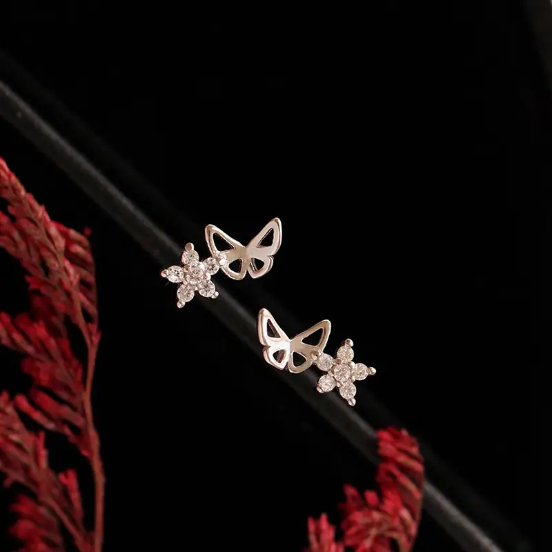Sparkling Diamond Small Star Ear Bone Earrings