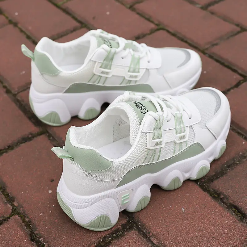 Women's breathable mesh old shoes