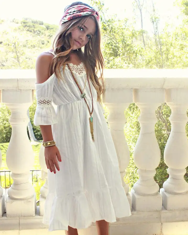 Girls strapless hollow dress