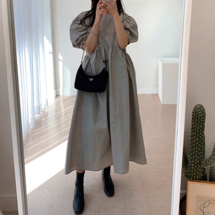 Round neck pleated loose-fitting puff sleeve dress