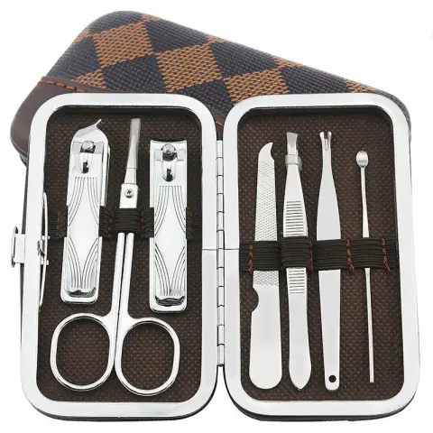 Checked Pattern Personal Care 7-piece Nail Clippers