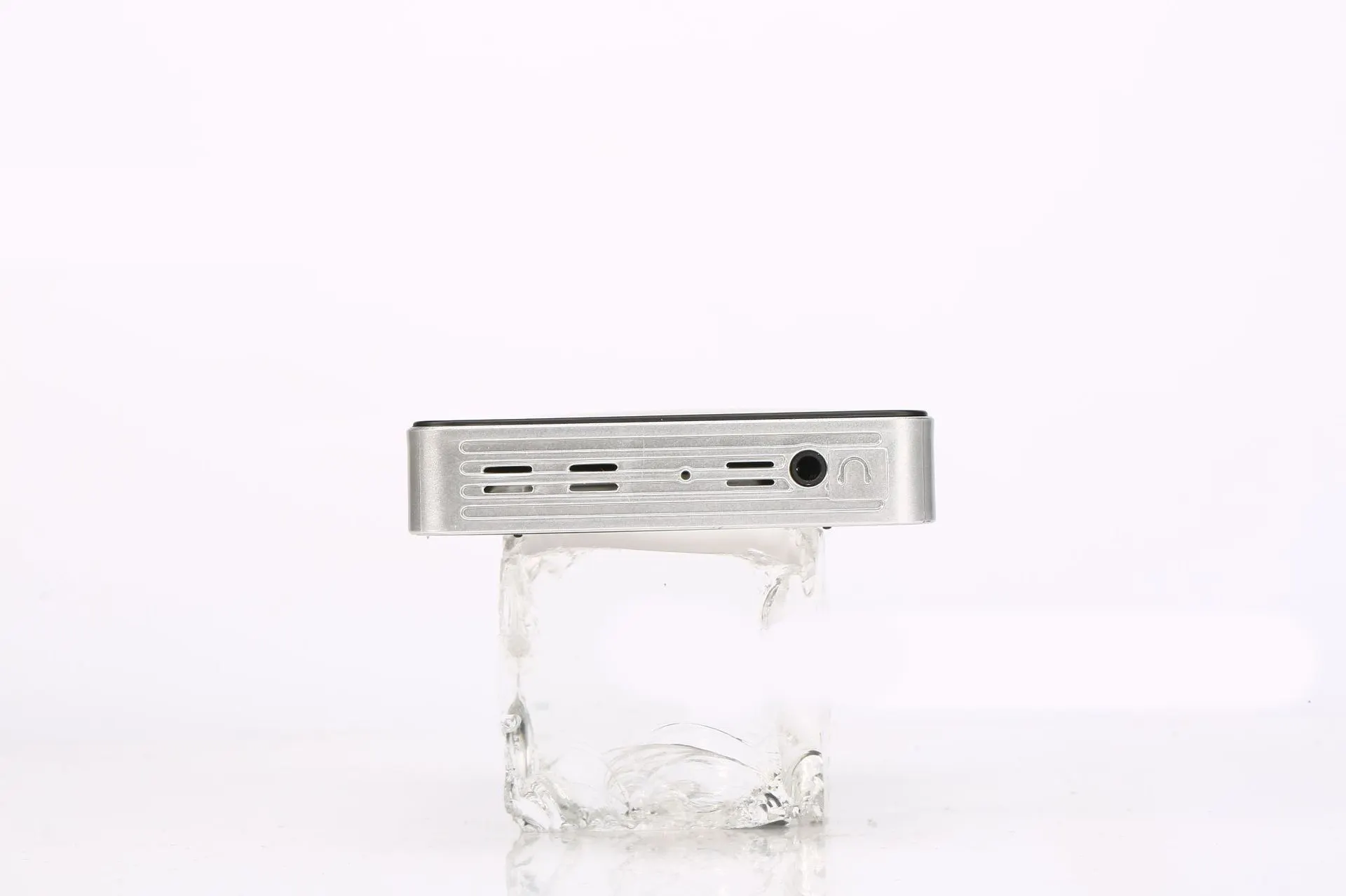 Home wireless projector
