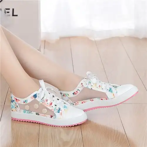 Korean style flat high-top children's canvas shoes