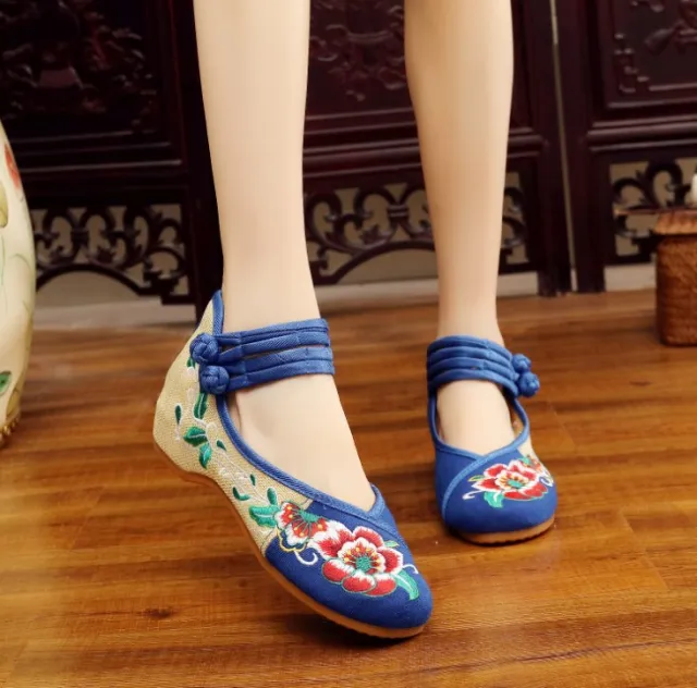New hibiscus flower linen tendon bottom increase old cloth shoes national wind square dance embroidered shoes Blue - Shop at LoveMi