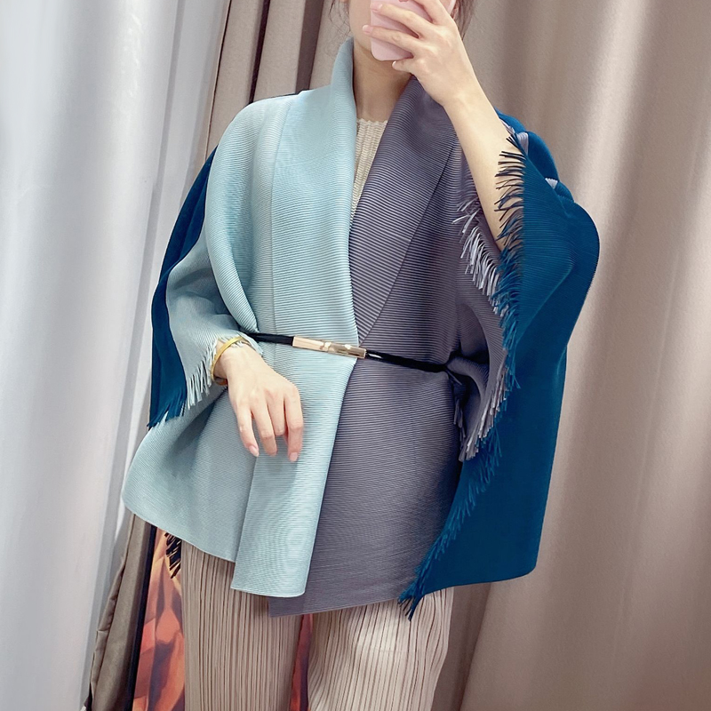 Contrast color shawl coat cape