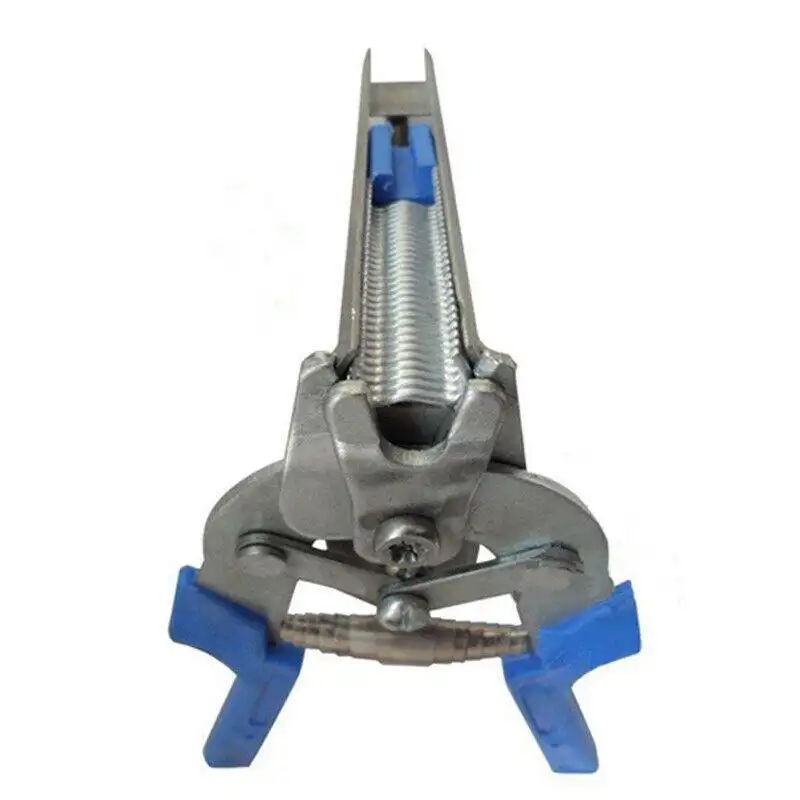 Special pliers for nailing chicken cage