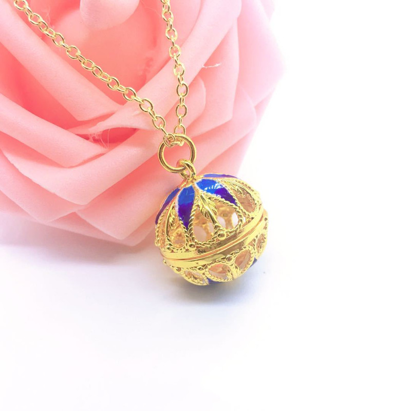 Aromatherapy Ball Pendant