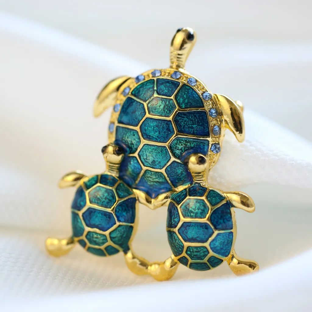 Parent-child tortoise corsage - W22914E01