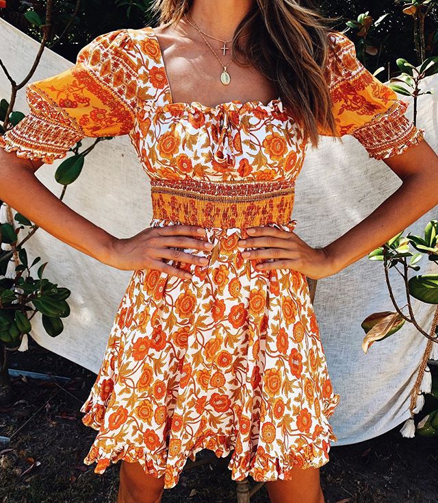 Lantern sleeves ruffled short sleeve dress