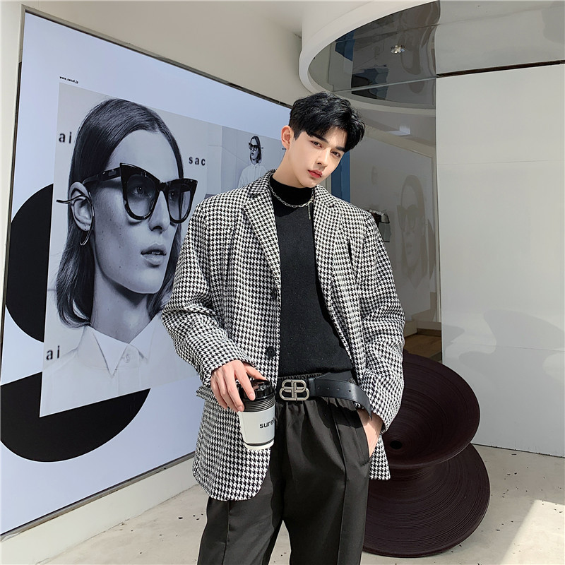 Thick houndstooth suit