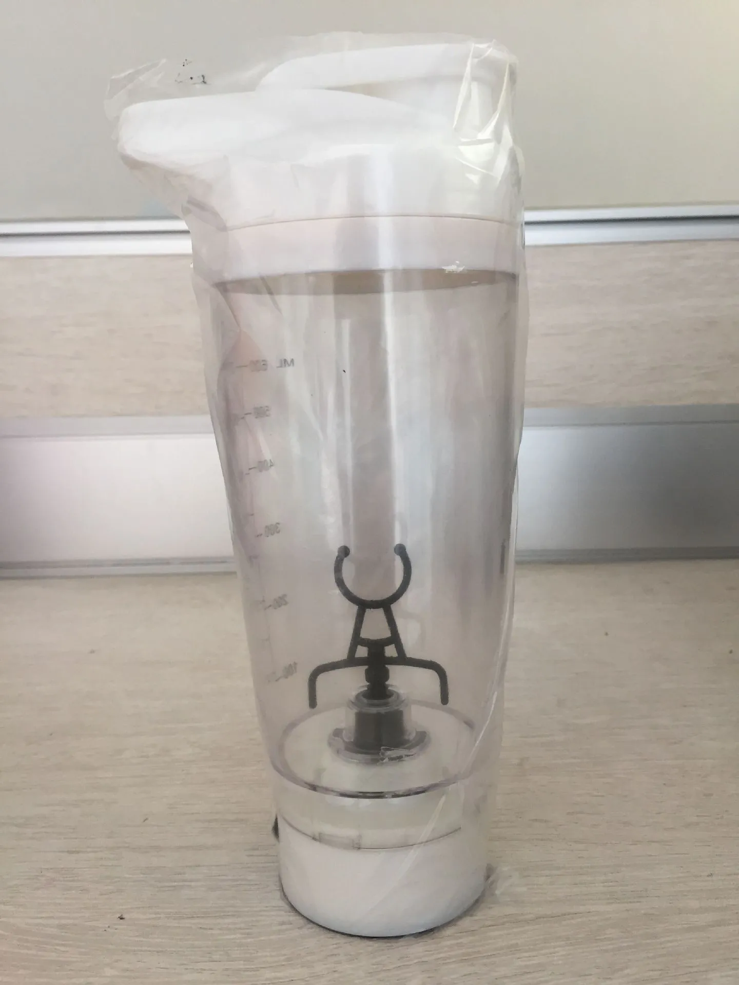 Transparent electric mixing cup – image 4