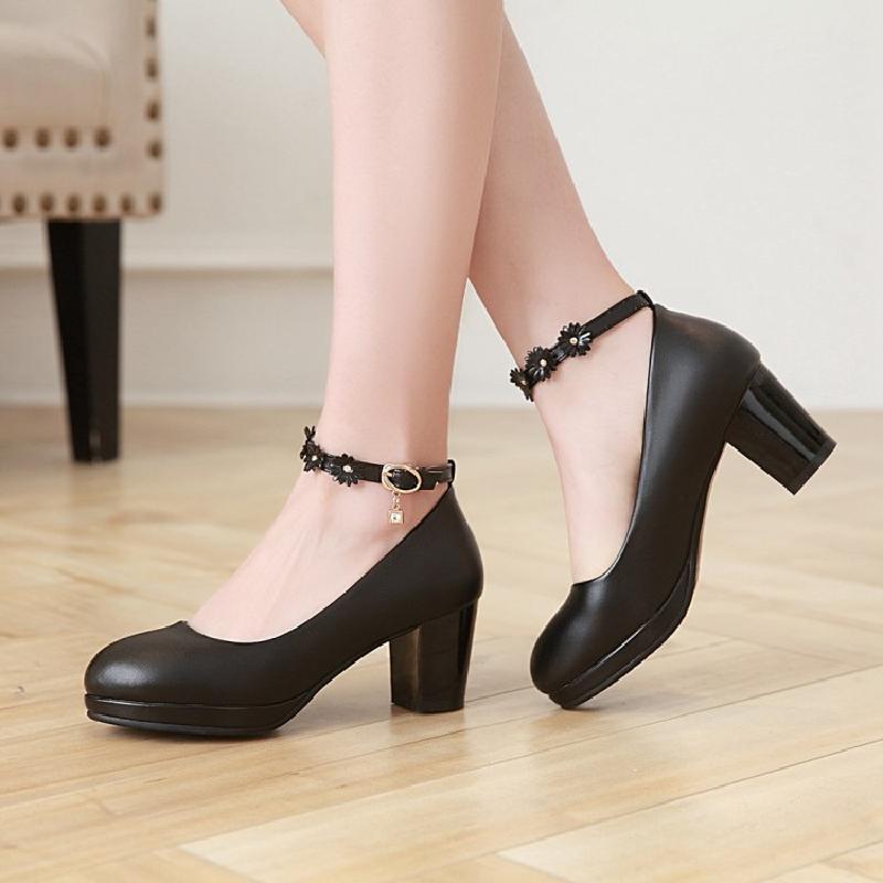 Bridesmaid thick heels Black - Shop at LoveMi