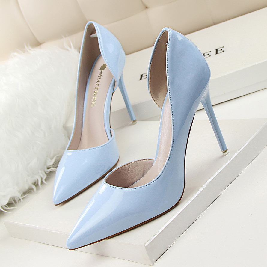 Stiletto patent leather shallow pointed high heels