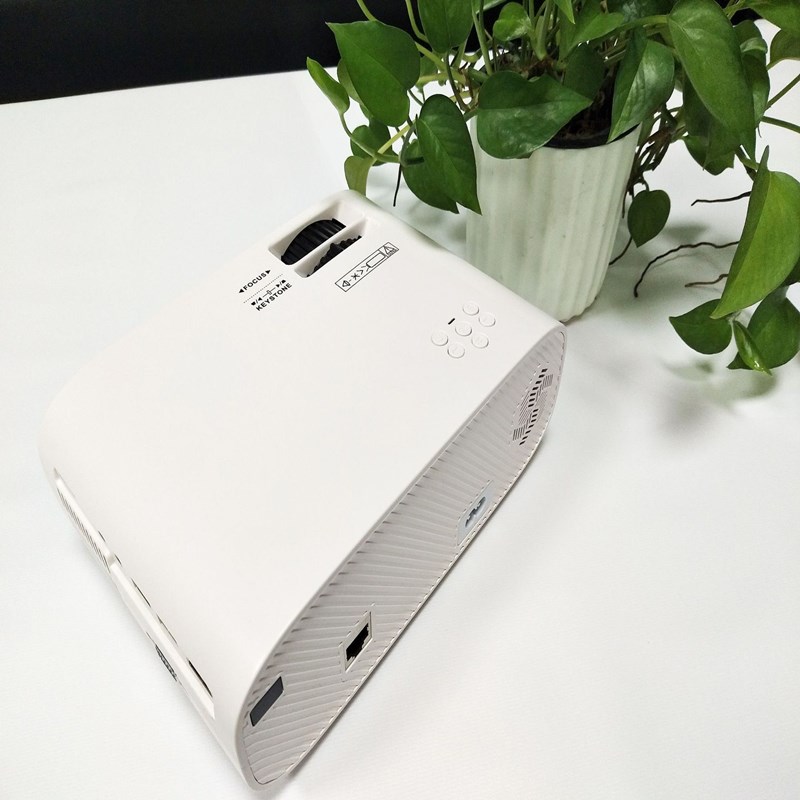 New portable projector - Image 3
