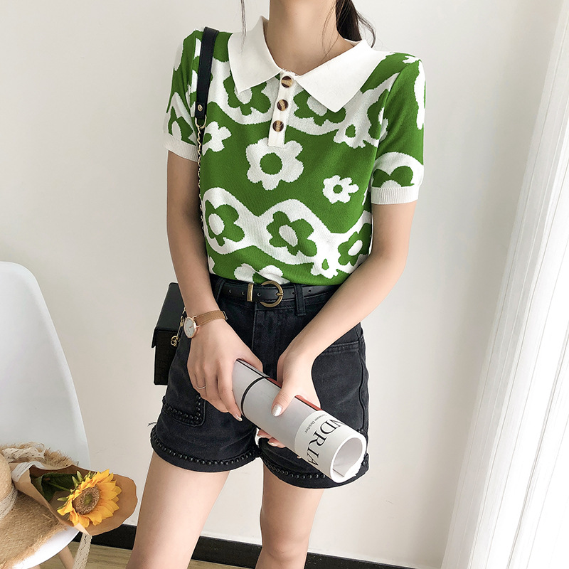 Short-sleeved knitwear