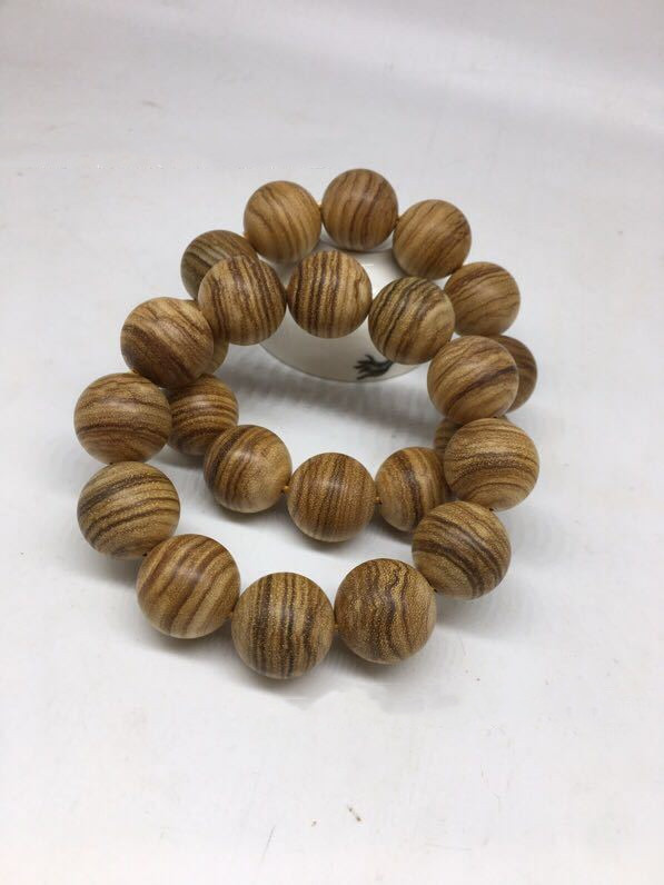 Vietnamese Milk Fragrant Wood Bracelet
