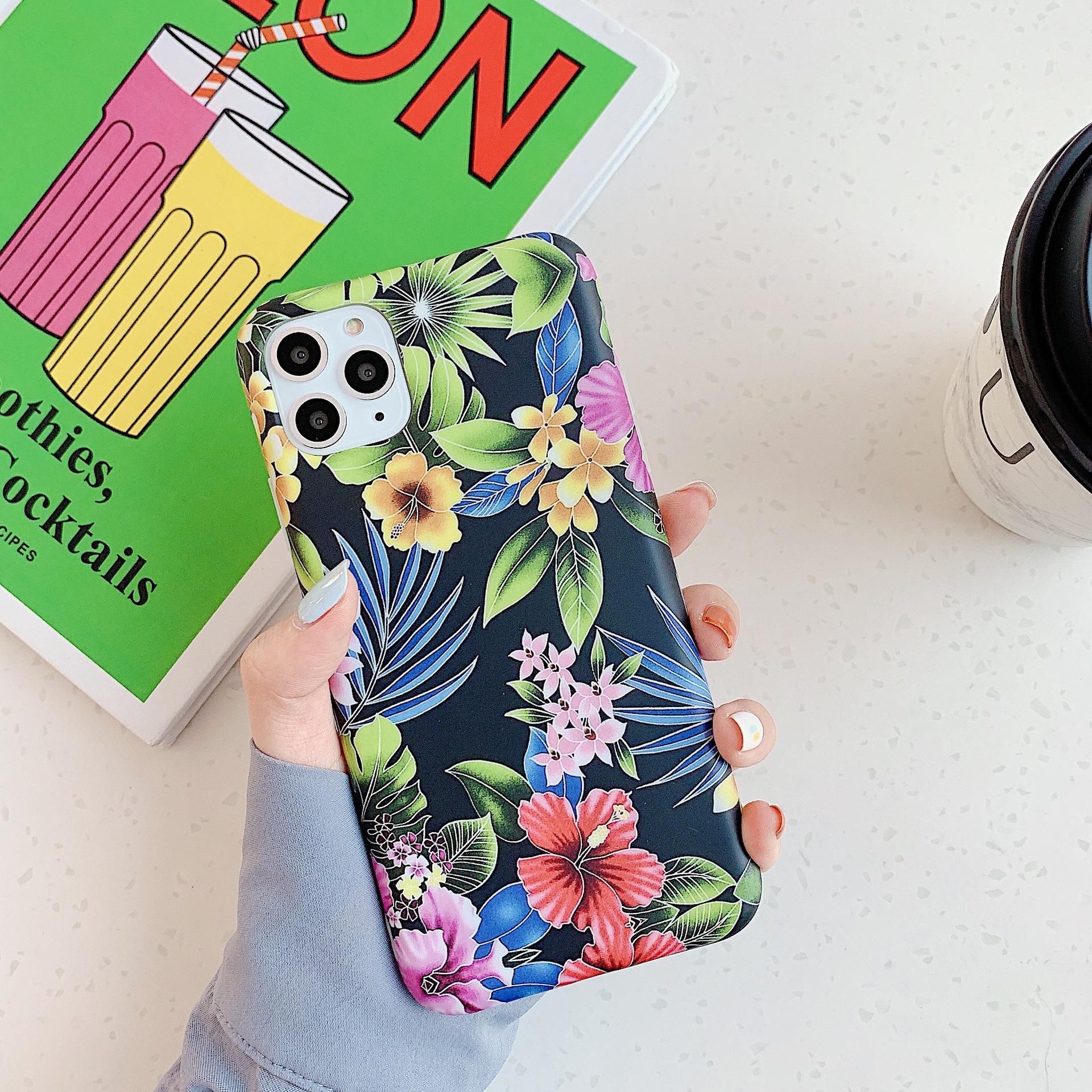 Retro literary flower leaf phone case - Image 4