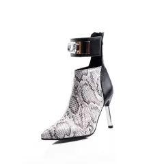 Oversized women's fashion boots - Serpentine-43 - View 1