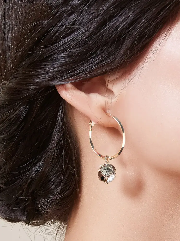 Temperament circle earrings