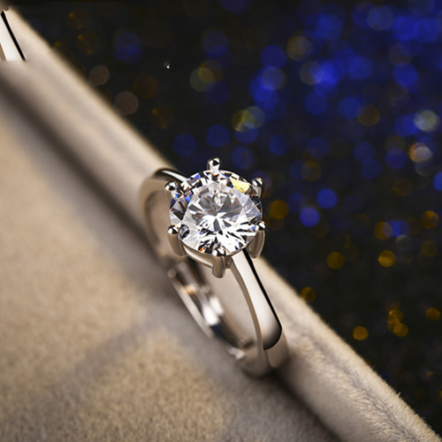 Zircon six prong ring