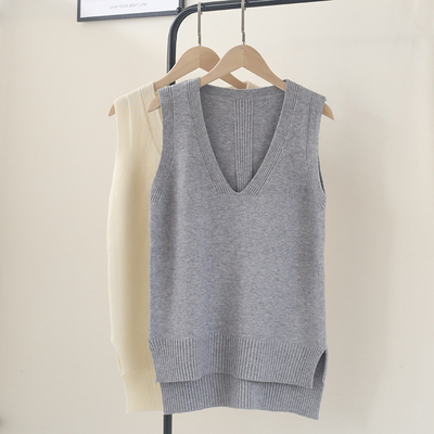 Medium length sleeveless sweater