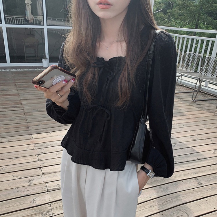 Sweet and cute puff sleeve tie shirt