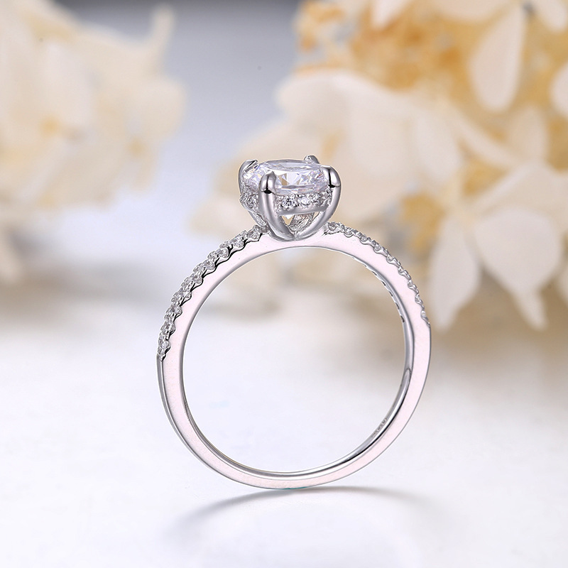 Round Zircon 925 Sterling Silver Female Diamond Ring