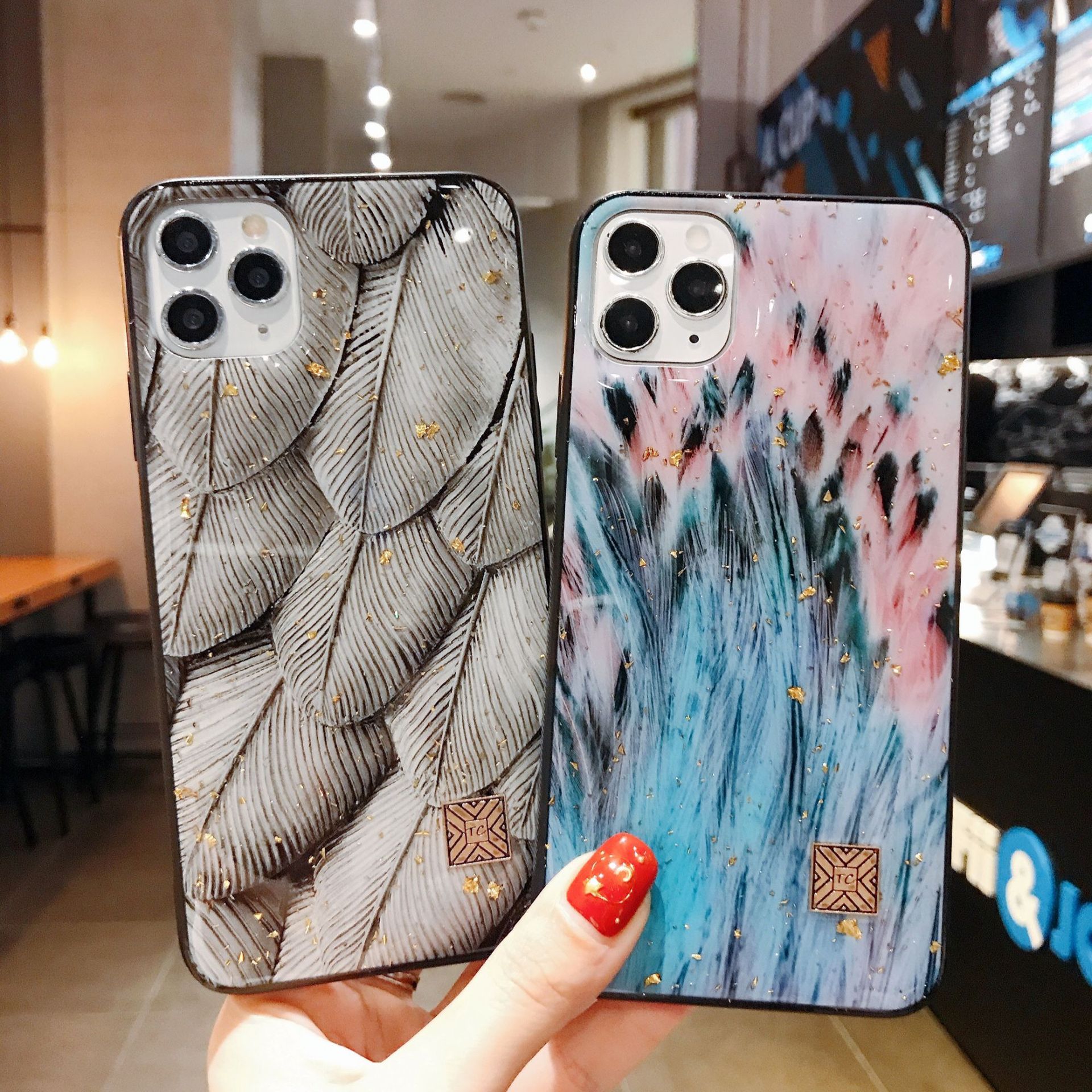 Frosty wind flamingo feather phone case - Image 7