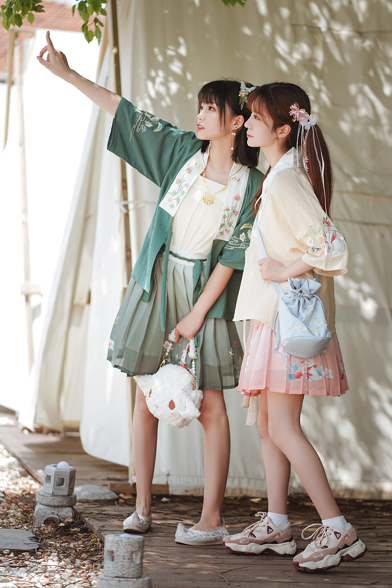 Chinese style waist skirt