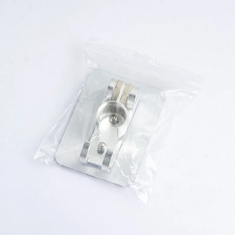 Non-marking shower bracket - Silver