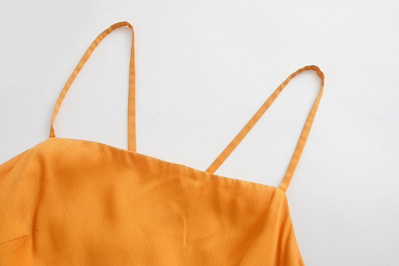 Solid color pleated strap dress